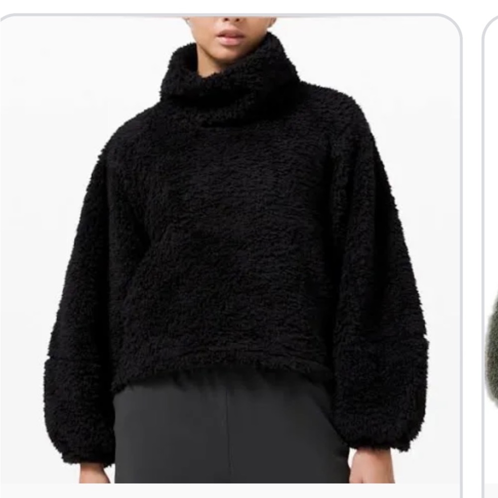Warm restore Sherpa pullover. Lululemon size 4.